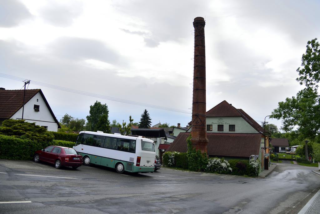 Pivovarsky Dvur Lipan Tyn nad Vltavou Luaran gambar