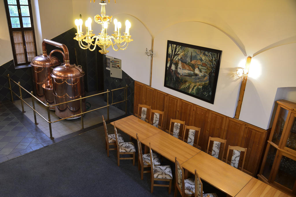 Pivovarsky Dvur Lipan Tyn nad Vltavou Luaran gambar